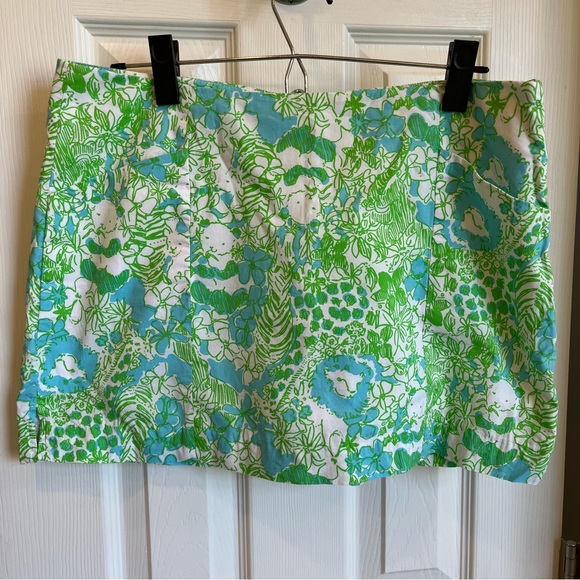 Lilly Pulitzer Skort 8 Limeade It's a Zoo
January Skort - Picture 6 of 6